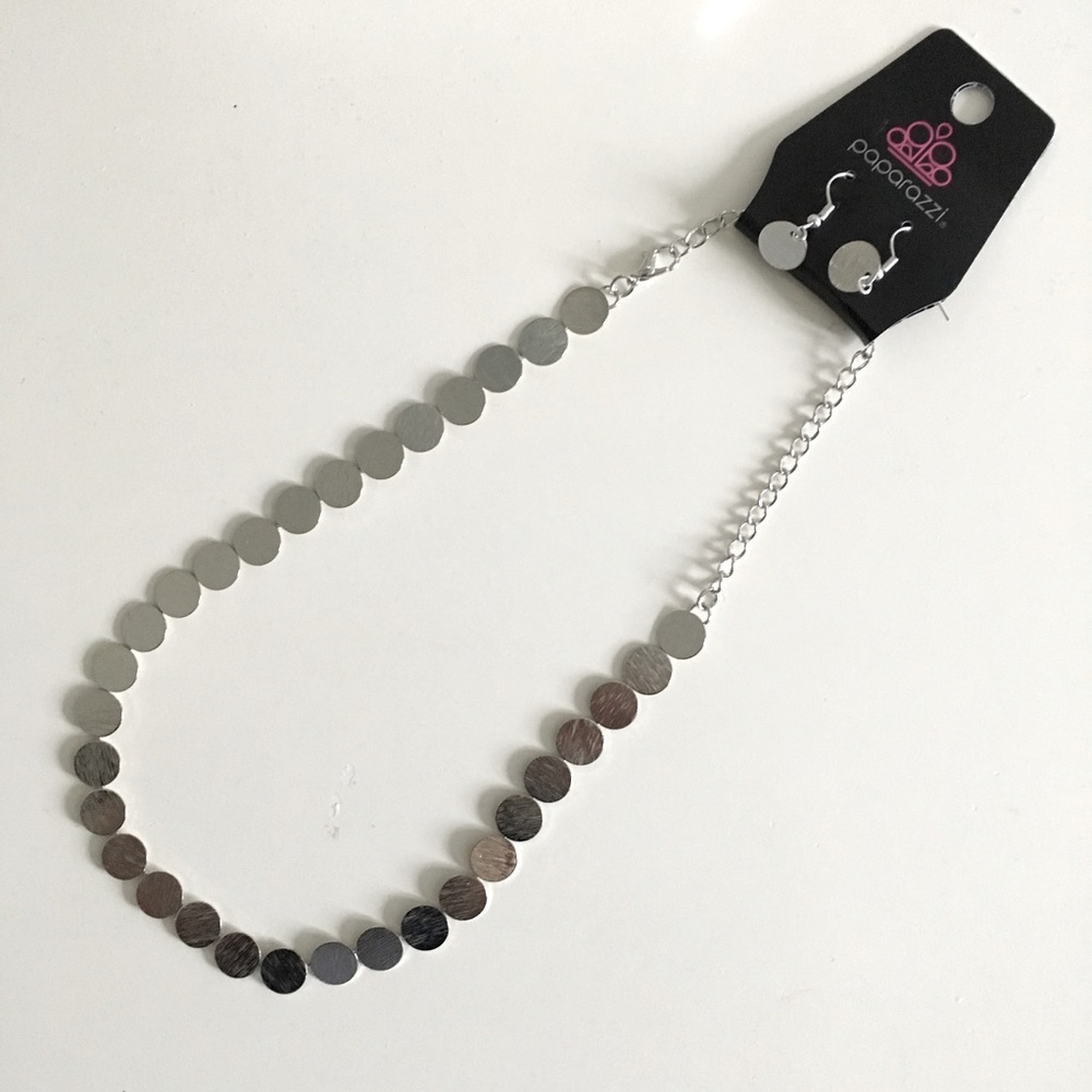Paparazzi necklace + earring set NWT